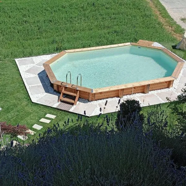 Casale Monte Valestra，位于Bebbio的酒店