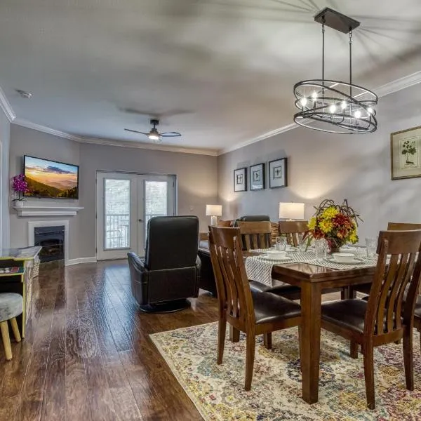 Mountain View Condo by Beyond Expectations，位于鸽子谷的酒店