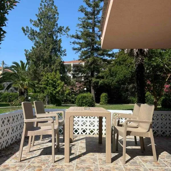 Garden Haven 100m from the Sea，位于希维利的酒店