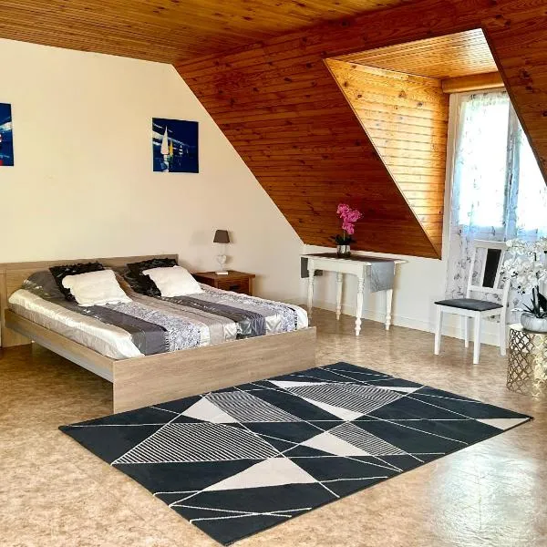 Chambre avec cuisine à la campagne au calme，位于Cléguérec的酒店