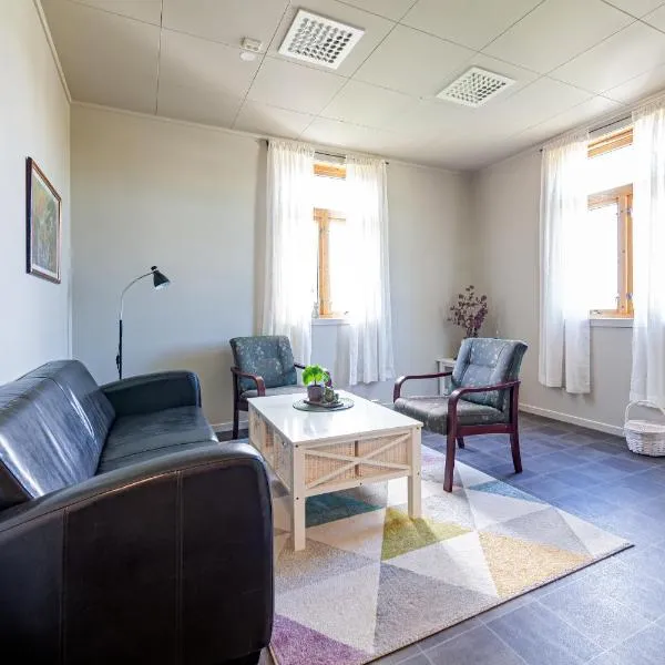 Top apartment in Stamsund,位于斯塔姆松的酒店