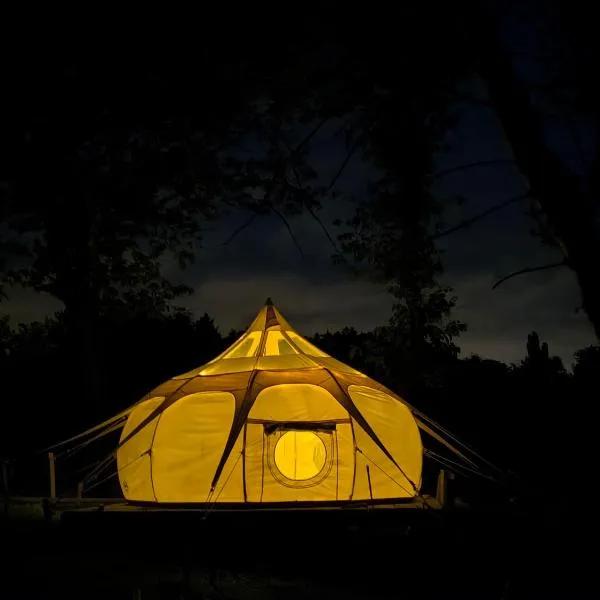 Nuit étoilée en pleine Nature，位于Solignac的酒店