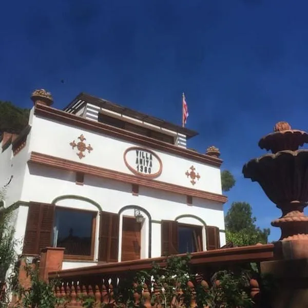 VILLA ANITA 1930 LLAFRANC casa con piscina privada，位于雅弗郎其的酒店