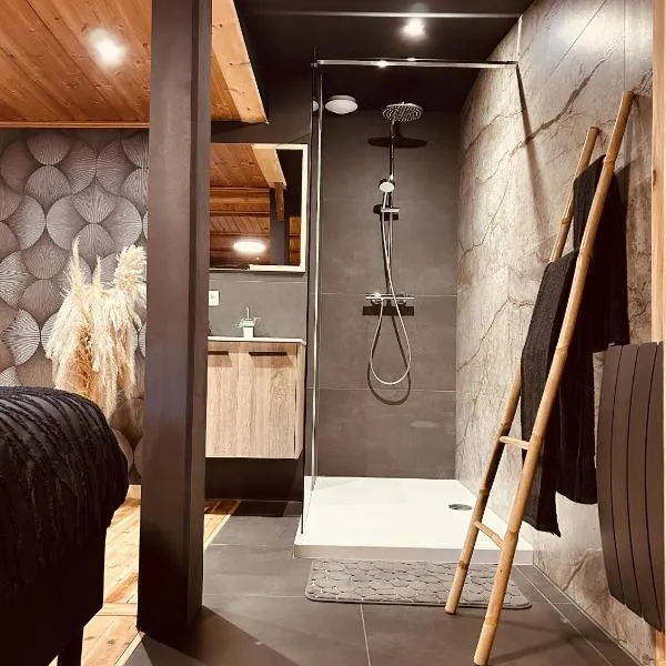 Chalet des faisans，位于Hastière-par-delà的酒店