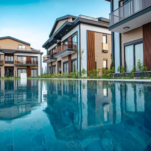 First Class by Antalya Suites，位于塞里克的酒店