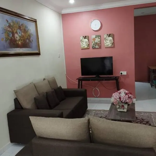 Homestay Amin 4 Fully Aircond Bedroom & 2 Bathroom，位于居林的酒店