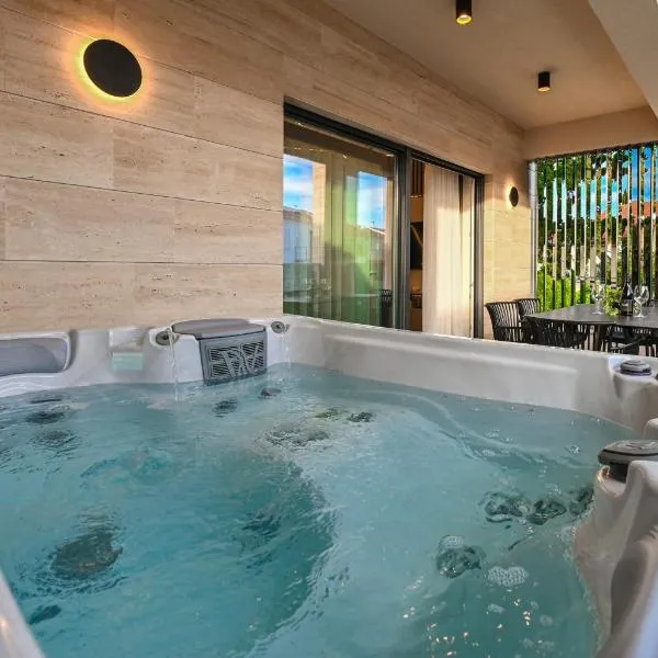 Aparthotel OLIVE with jacuzzi and breakfast，位于诺瓦利娅的酒店