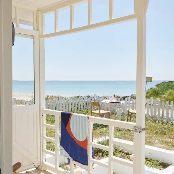 MAISON SUR LA PLAGE avec VUE MER PANORAMIQUE，位于Le Martray的酒店