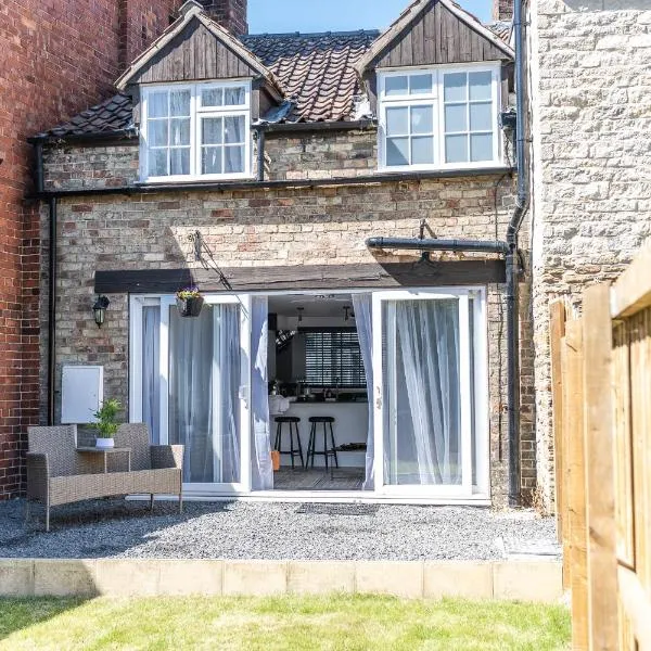 Captivating 2-Bed House in Nettleham，位于Metheringham的酒店