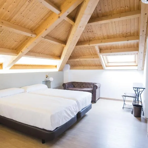 Hotel Alda Triacastela，位于特里亚卡斯特拉的酒店