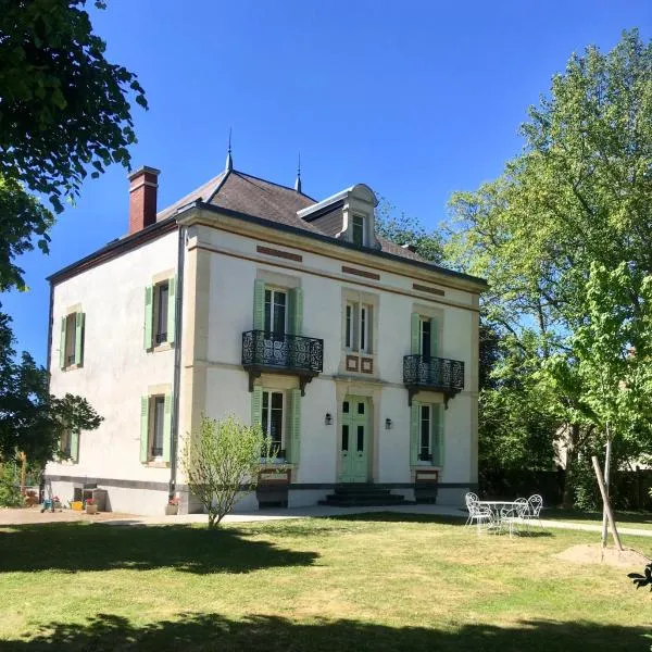 La Maison de l'Andelot，位于Saint-Germain-des-Fossés的酒店