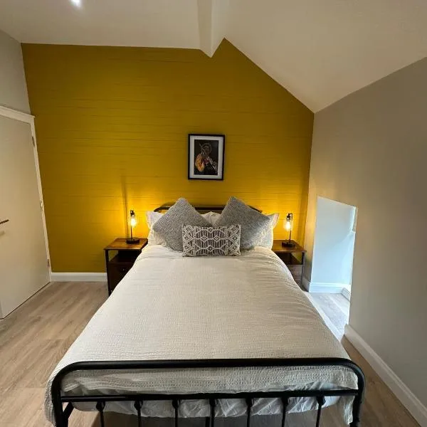 Dream Catcher One bedroom apartment，位于唐帕特里克的酒店