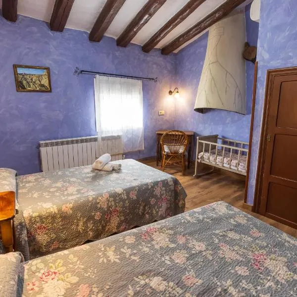 Agroturismo "La Bardena Blanca II"，位于阿尔格达斯的酒店