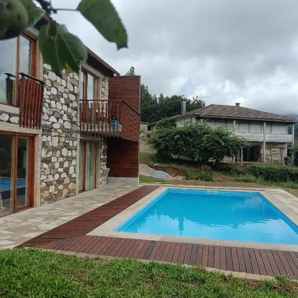 Quinta do Fortunato-Casa dos Caseiros-Minho, Viana do Castelo, Meixedo-Turismo rural，位于维亚纳堡的酒店