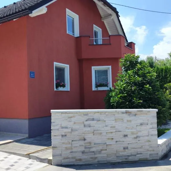 Apartment Igor - HOLIDAY HOME，位于Modruš的酒店