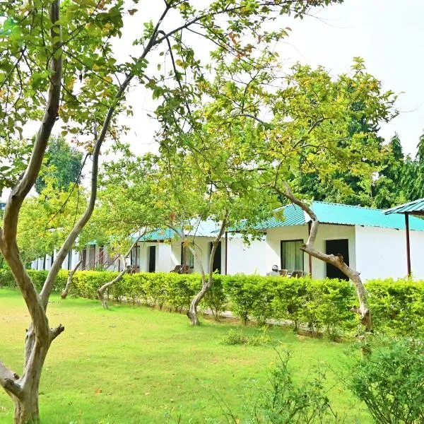 Amar Bagh Hotel，位于萨瓦伊马多普尔的酒店