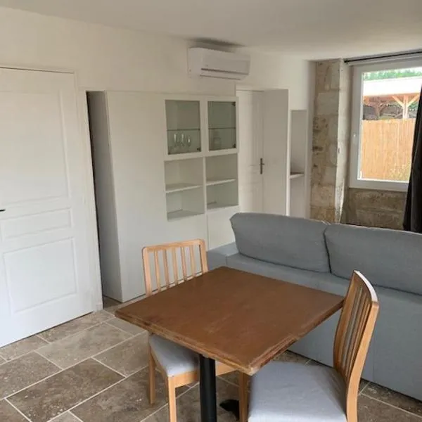 Superbe appartement calme，位于Chenaud的酒店