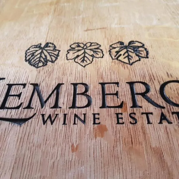 Lemberg Wine Estate，位于Saron的酒店