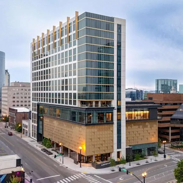 Tempo By Hilton Nashville Downtown，位于纳什维尔的酒店