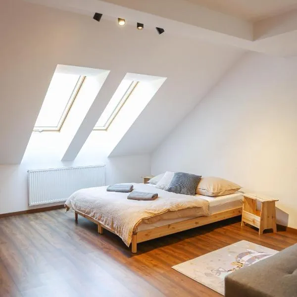 Apartmán 39 - Rezidence K Lanovce，位于亚希莫夫的酒店