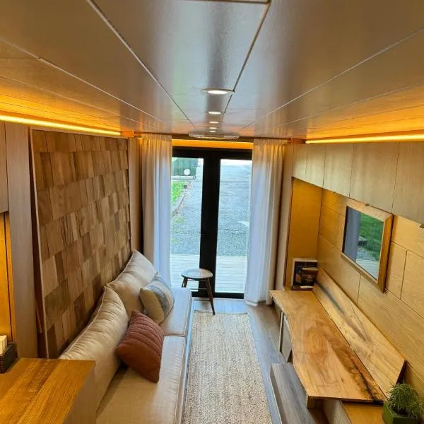 City Hideaway, Off Grid Luxe，位于兰开斯特的酒店