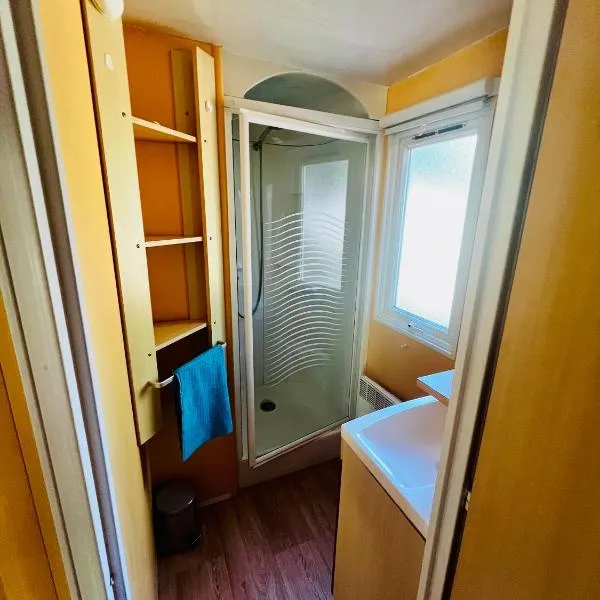 Mobil Home Titania，位于Villemur-sur-Tarn的酒店