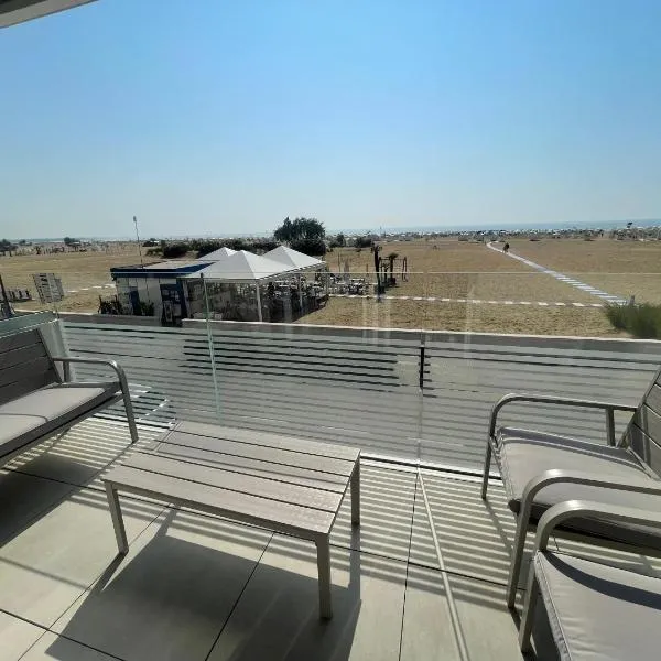 Seaview Levante new Apartments - Agenzia Cocal，位于卡奥莱的酒店