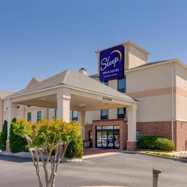 Sleep Inn & Suites near Fort Gregg-Adams，位于Riverdale的酒店