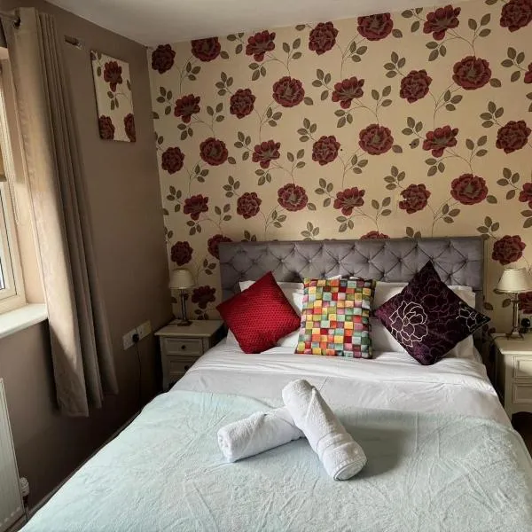 Huntingdon walk to town centre, cosy, Free parking，位于亨廷登的酒店