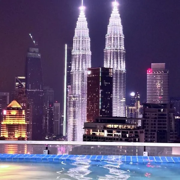 THE LUXE SUITE INFINITUM at KL CITY MALAYSIA，位于吉隆坡的酒店