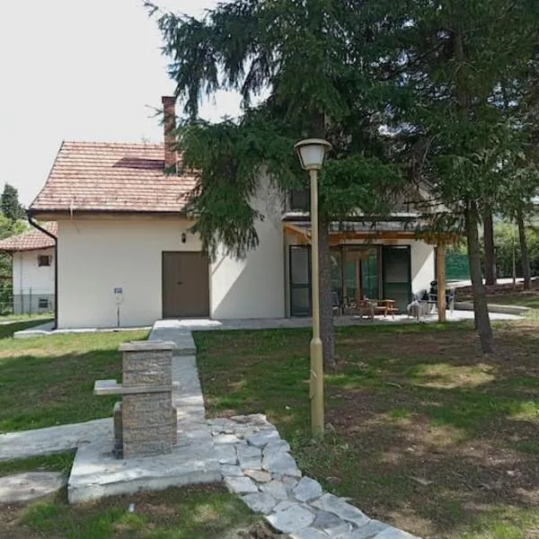 La Casa Sofija，位于Nemenikuće的酒店
