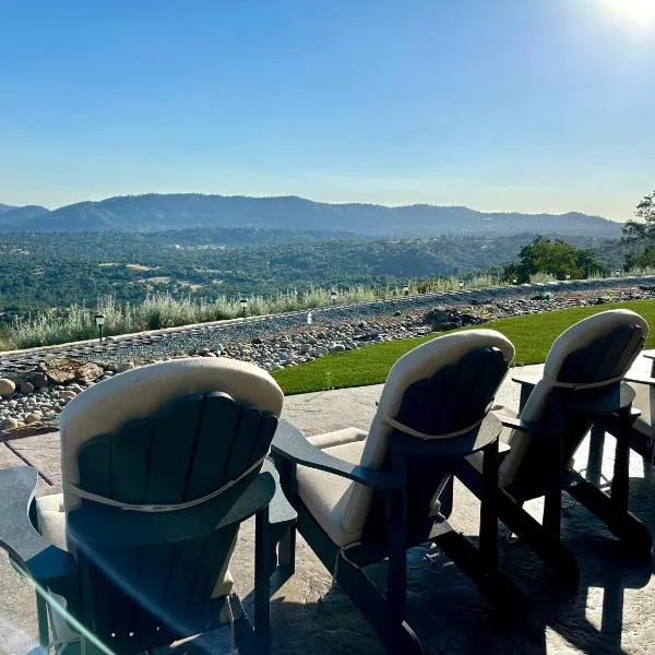 Peaceful room with Beautiful Views，位于瓦沃纳的酒店