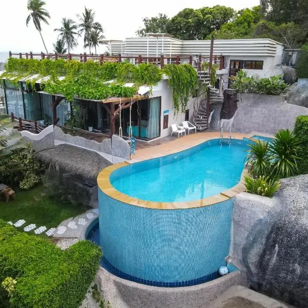 The Rock Samui Beachfront Villa，位于华路海滩的酒店
