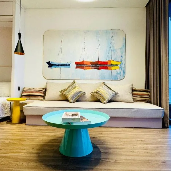HH Cozy House - căn hộ thuộc toà Flamingo Hải Tiến Thanh Hoá，位于清化的酒店
