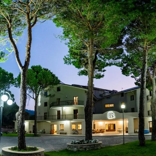 Hotel Bisanzio Resort，位于罗萨诺的酒店