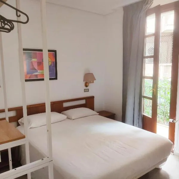 Hotel Lauxeta Berria，位于蒙希亚的酒店