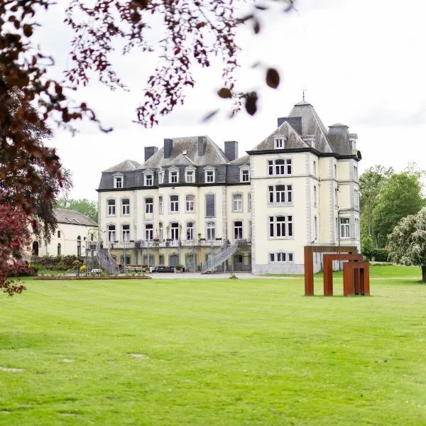 Suite luxueuse au château de Saint Vitu 104，位于Tinlot的酒店