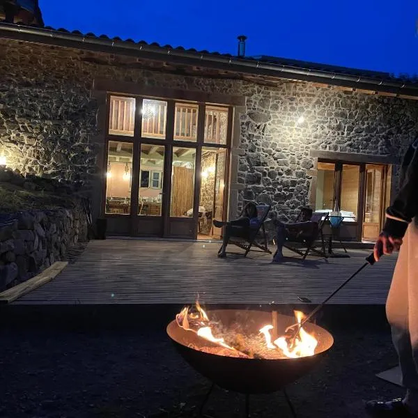 La Maison du Père Louis，位于Saint-Cyr-le-Chatoux的酒店