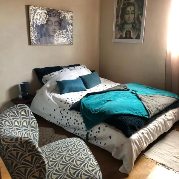 Chambre double avec salle de bain privé，位于巴登的酒店