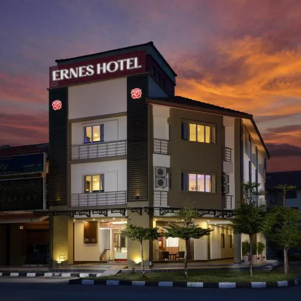 ERNES Hotel Bayu Mutiara，位于Juru的酒店