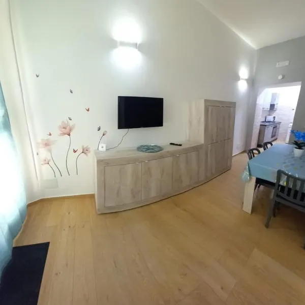 Casa vacanze Vela Bianca，位于杰拉的酒店