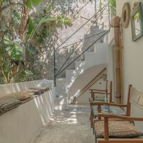 Prestigioso, sotto al castello di Lipari，位于利帕里的酒店