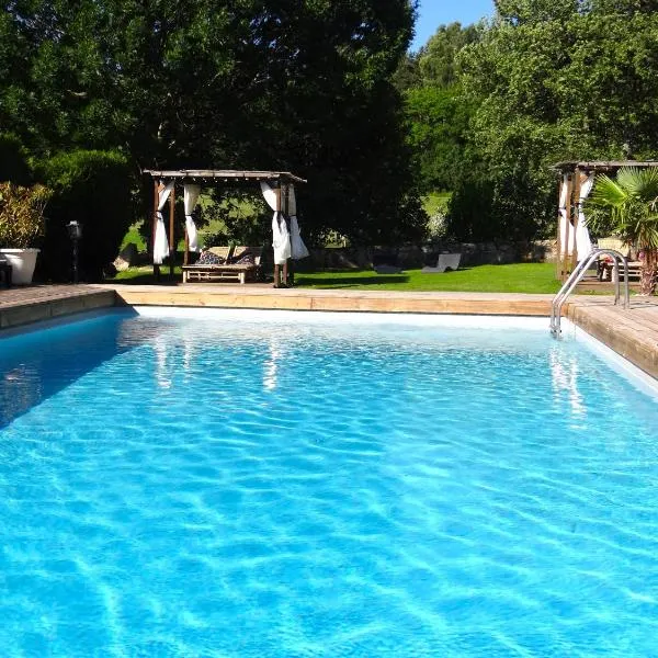 La maison de Gilbert Jacuzzi Piscine chauffée，位于绍德艾格的酒店