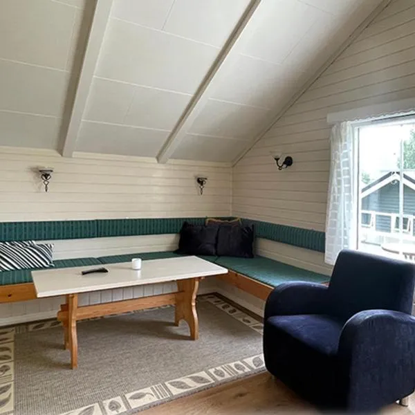 Selje Camping - Hytte Nr 6，位于Selje的酒店