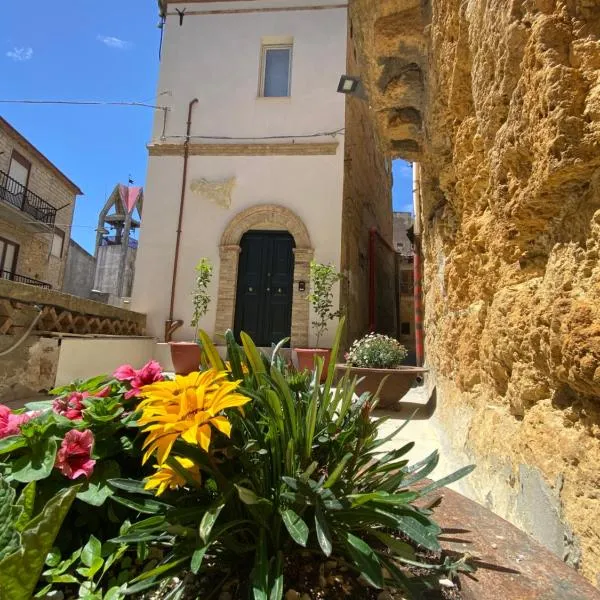 Civico10，位于Naro的酒店