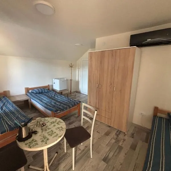 Apartmani Andjeo，位于Mrčajevci的酒店