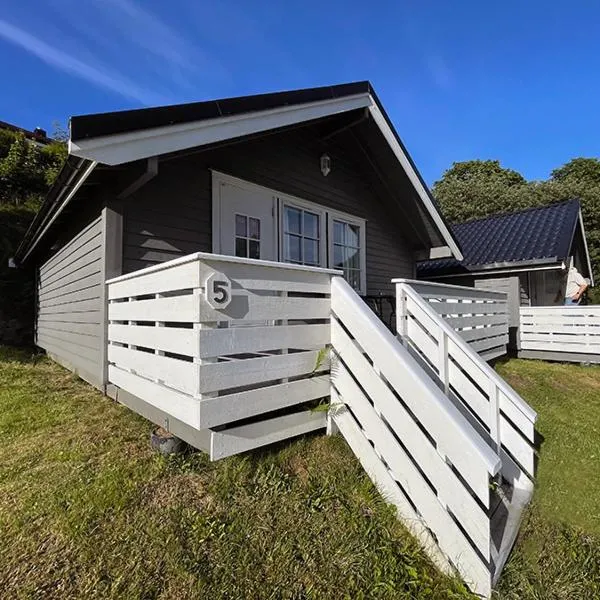 Selje Camping - Hytte Nr 5，位于Selje的酒店