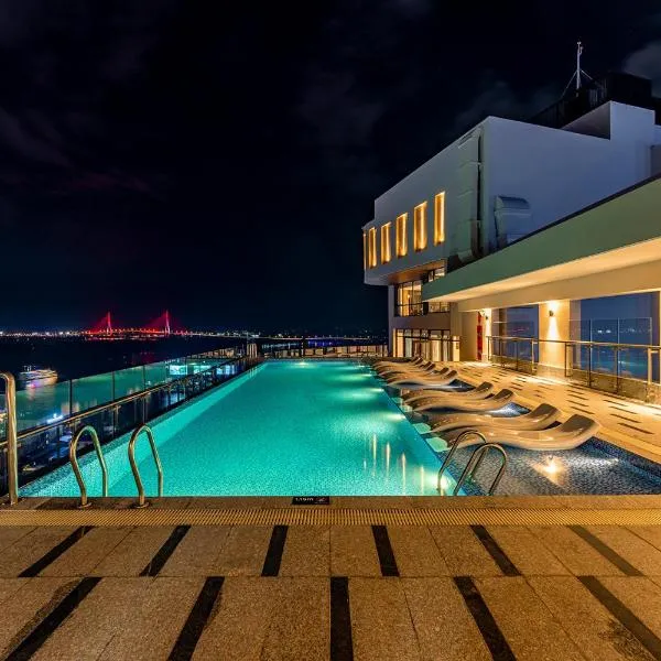 Charmant Suites a Boutique Hotel Can Tho，位于芹苴的酒店