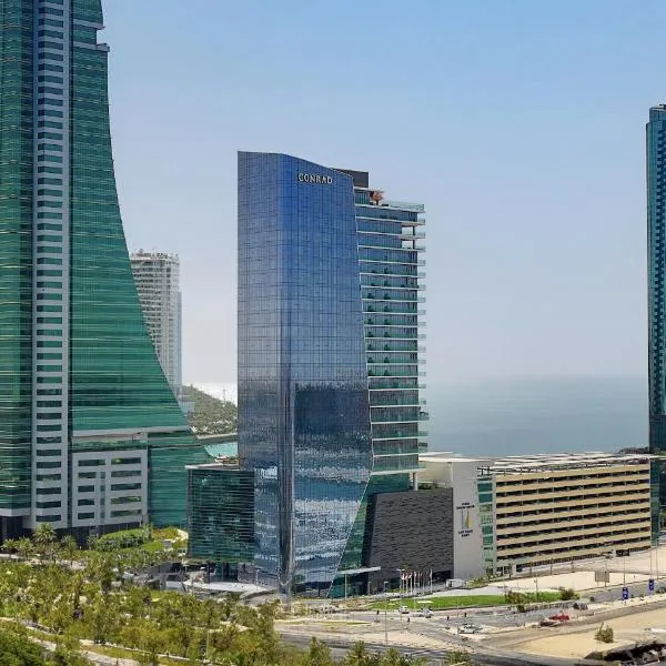 Conrad Bahrain Financial Harbour，位于朱菲尔的酒店