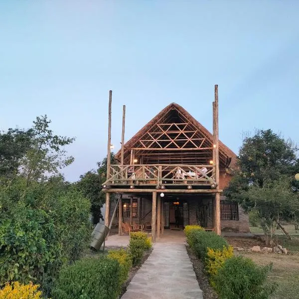 Engiri Game Lodge and Campsite，位于Katwe的酒店